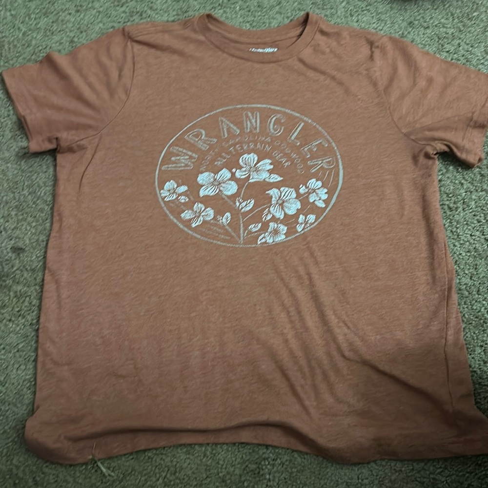 t-shirt, wrangler